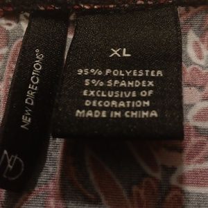 New direction... Top xl...  Beautiful colors, Black White and Wine...